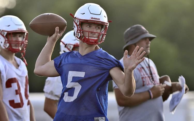 Mount Zion quarterback Ashton Summers commanding the offense in second year as a starter